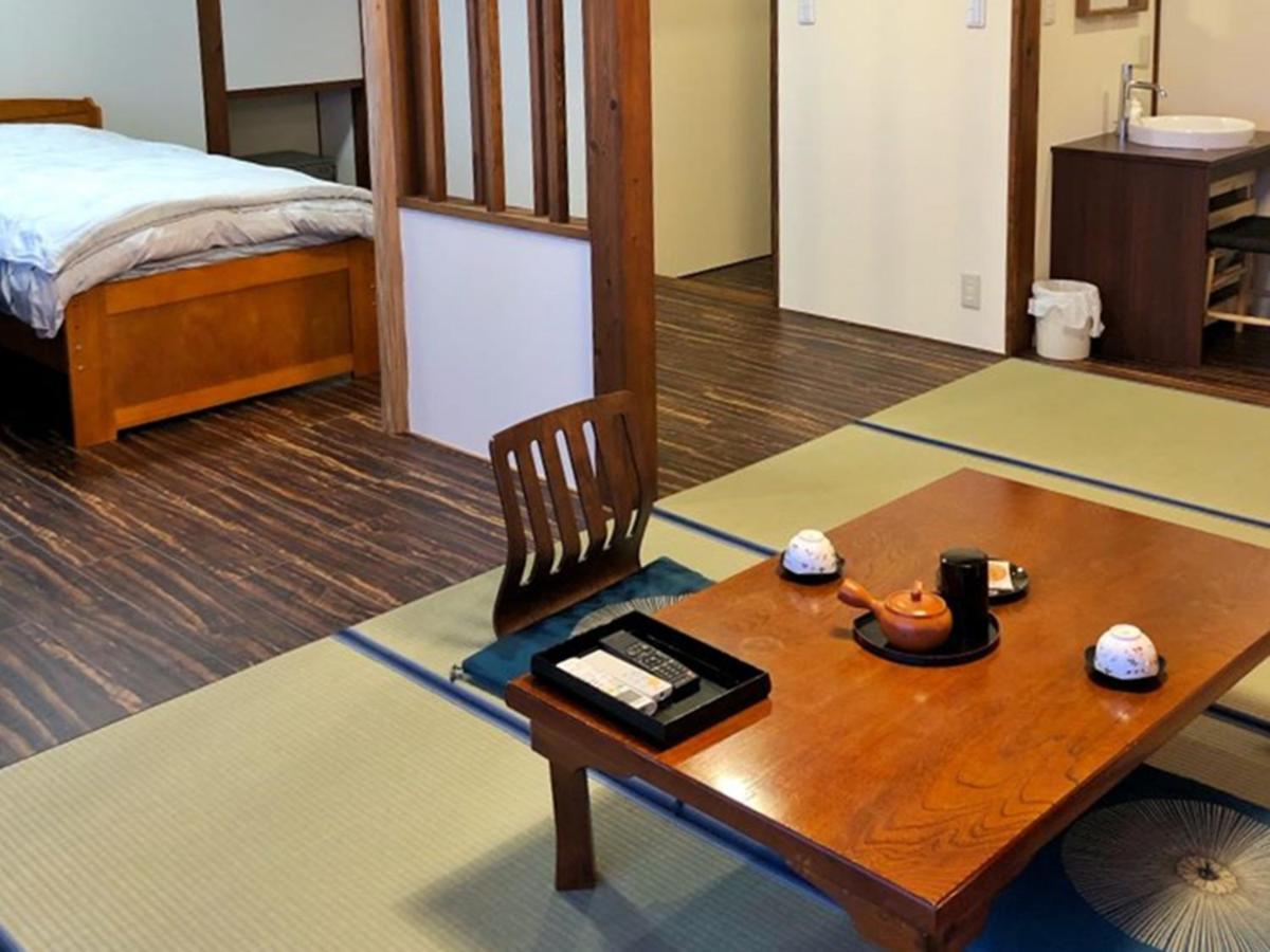 富山県 よしのや旅館 Nanto Exterior photo